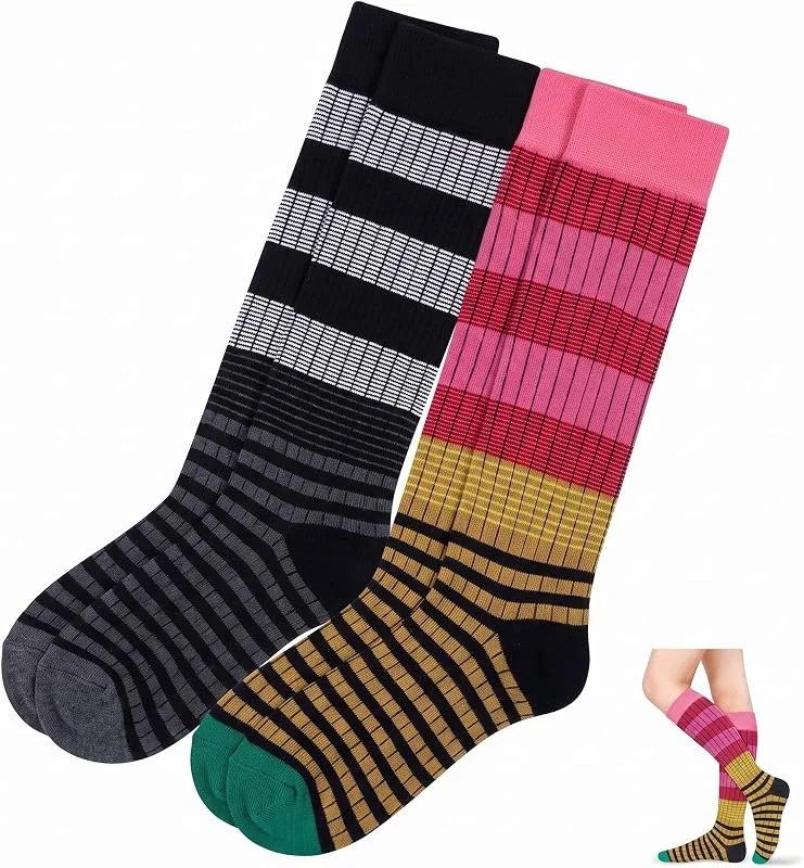 2 pares de meias altas para mulher às riscas, meias compridas de algodão estilo de colégio japonês, meias até ao joelho e aquecedores Slouchy, preto branco e vermelho amarelo — Roupa aquecida